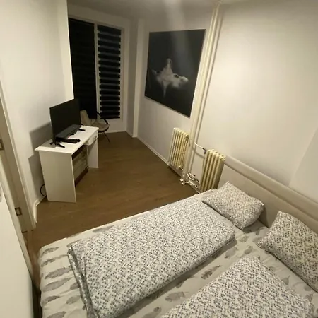 Stan Na Dan Alipasino Polje * سراييفو