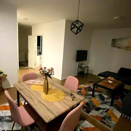 Apartment Stan Na Dan Alipasino Polje *